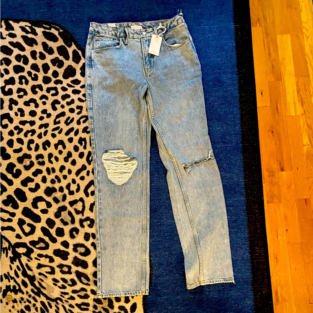 Good American light wash. Size 8/29